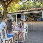 キャンプ場 Au Port De - Maeva L'Houmeau