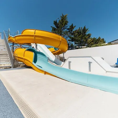 Au Port De - Maeva Campsite 4*